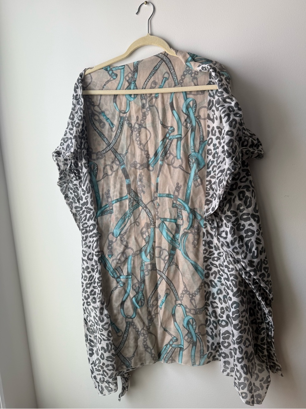 Gray and White Leopard Print Scarf